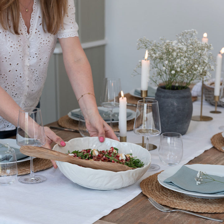 Tips for setting a table