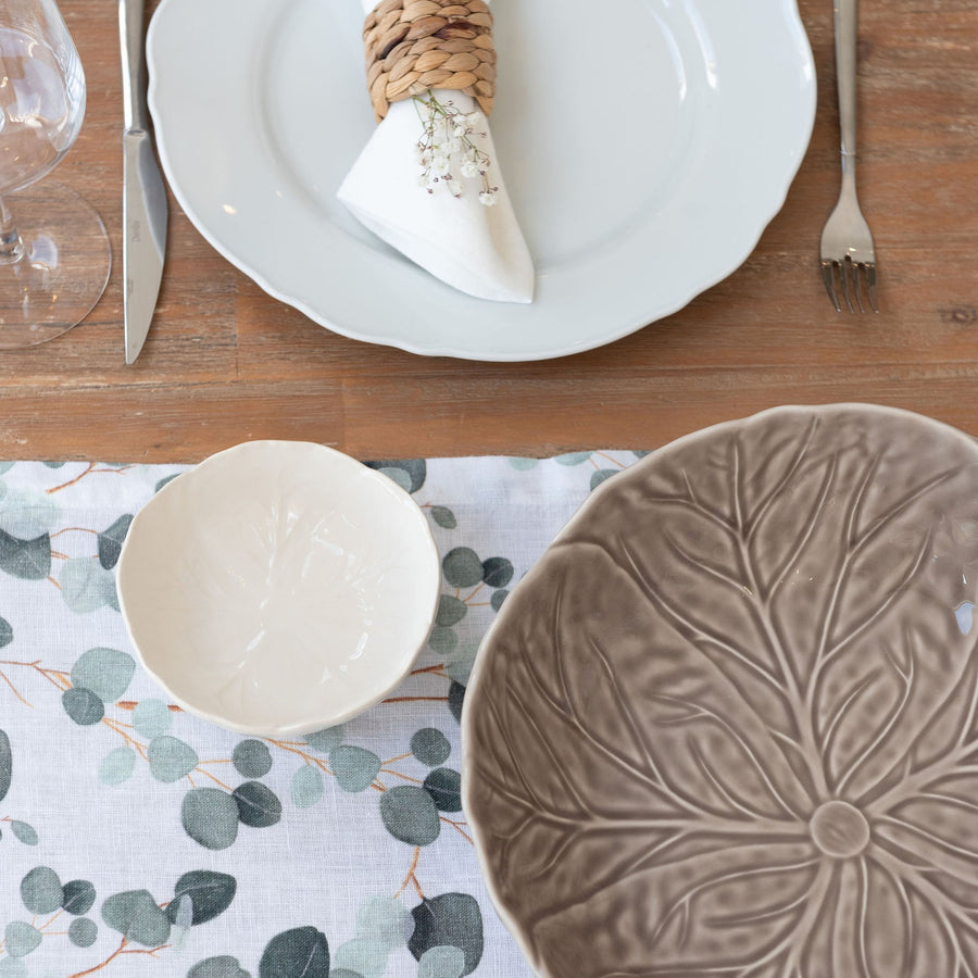 eucalyputus print table runner