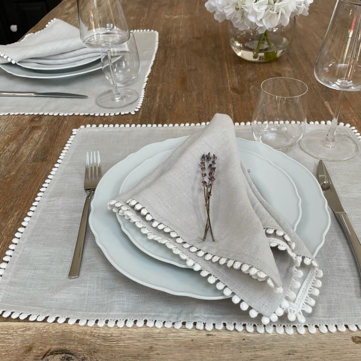 Light Grey Pom Pom Trim Placemat,
