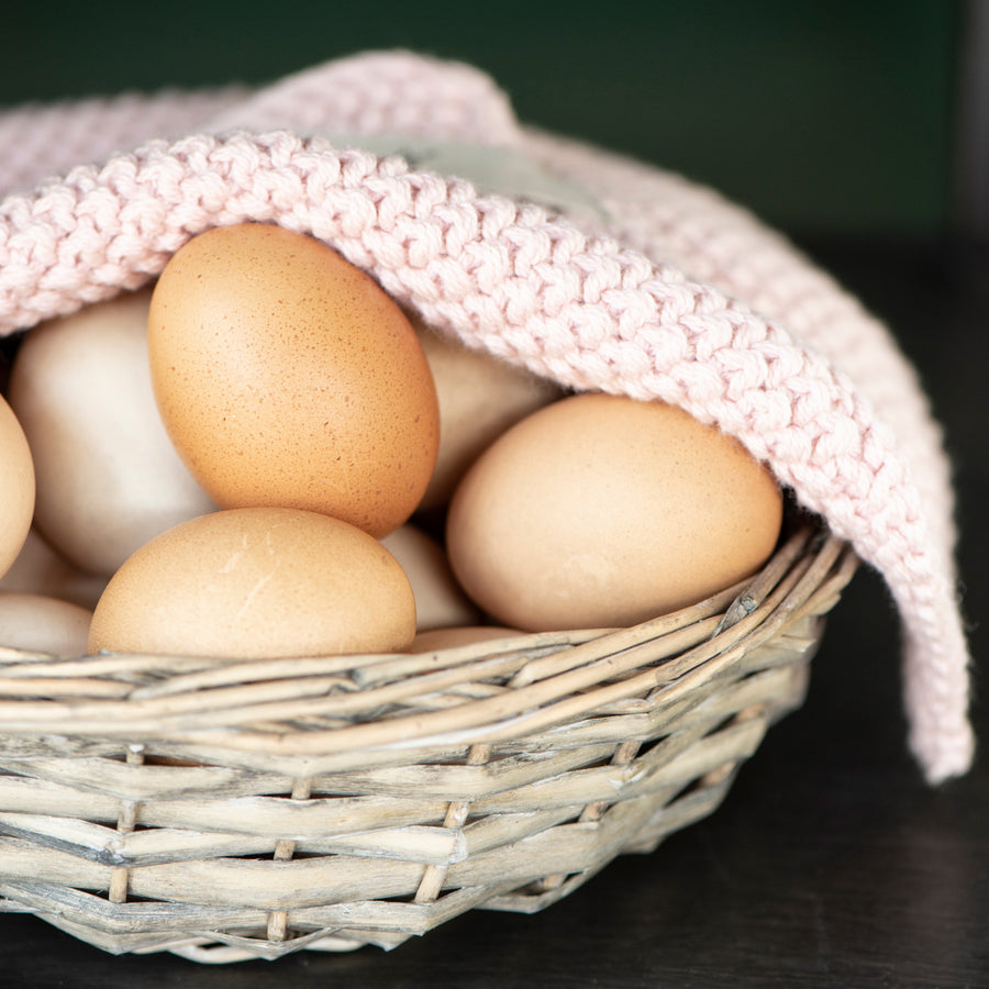 basket with eggs